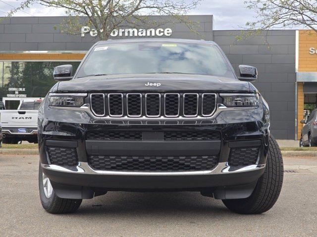 2025 Jeep Grand Cherokee GRAND CHEROKEE L LAREDO X 4X4