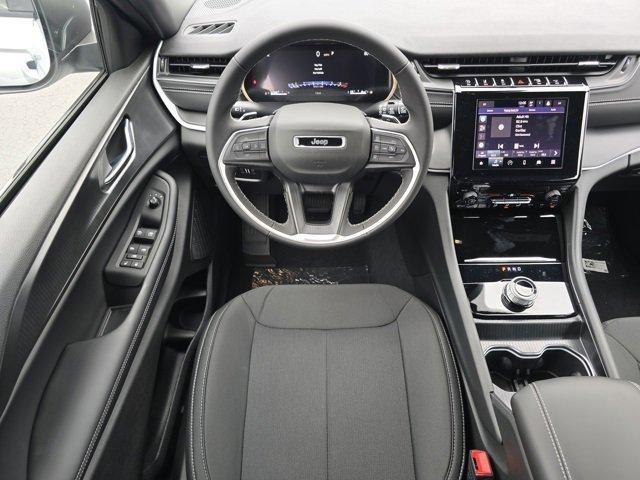 2025 Jeep Grand Cherokee GRAND CHEROKEE L LAREDO X 4X4 2025 Jeep Grand Cherokee GRAND CHEROKEE L LAREDO X 4X4