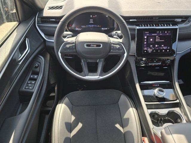 2025 Jeep Grand Cherokee GRAND CHEROKEE L ALTITUDE X 4X4 2025 Jeep Grand Cherokee GRAND CHEROKEE L ALTITUDE X 4X4