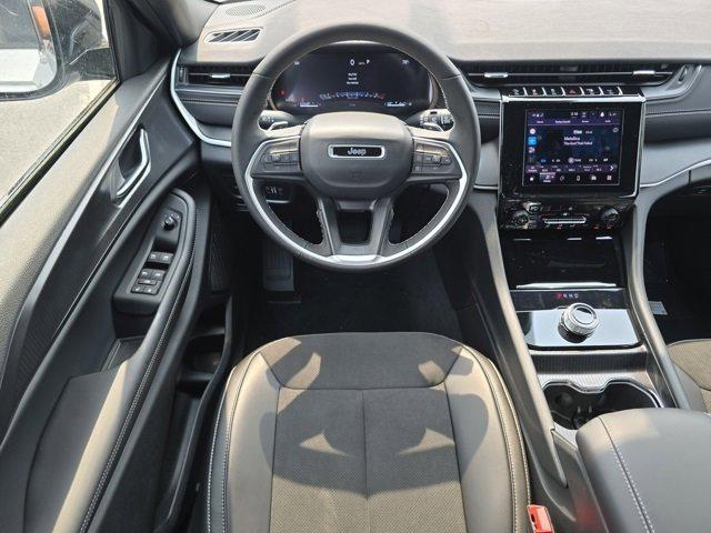 2025 Jeep Grand Cherokee GRAND CHEROKEE L ALTITUDE X 4X4 2025 Jeep Grand Cherokee GRAND CHEROKEE L ALTITUDE X 4X4