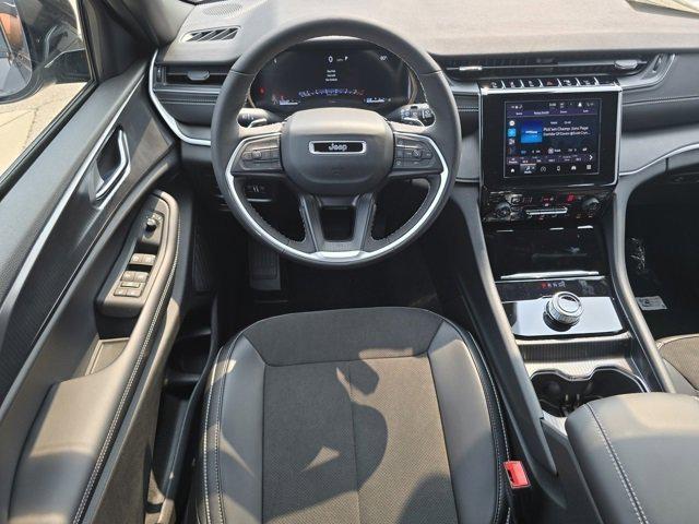 2025 Jeep Grand Cherokee GRAND CHEROKEE L ALTITUDE X 4X4 2025 Jeep Grand Cherokee GRAND CHEROKEE L ALTITUDE X 4X4