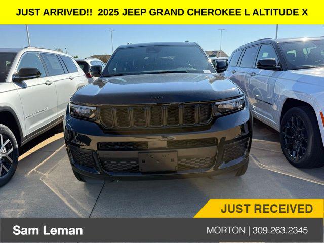 2025 Jeep Grand Cherokee GRAND CHEROKEE L ALTITUDE X 4X4