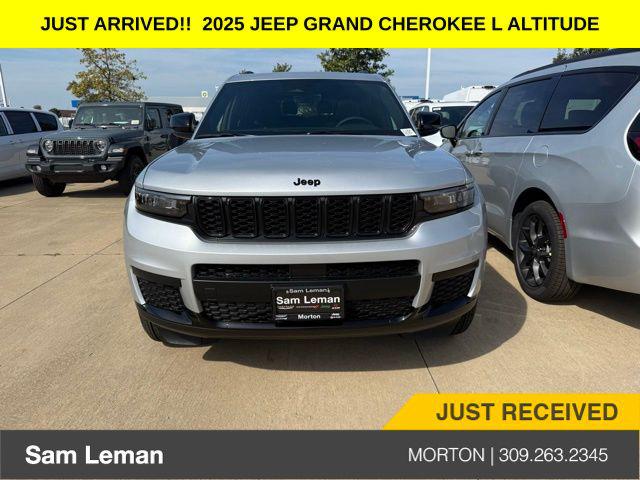 2025 Jeep Grand Cherokee GRAND CHEROKEE L ALTITUDE X 4X4