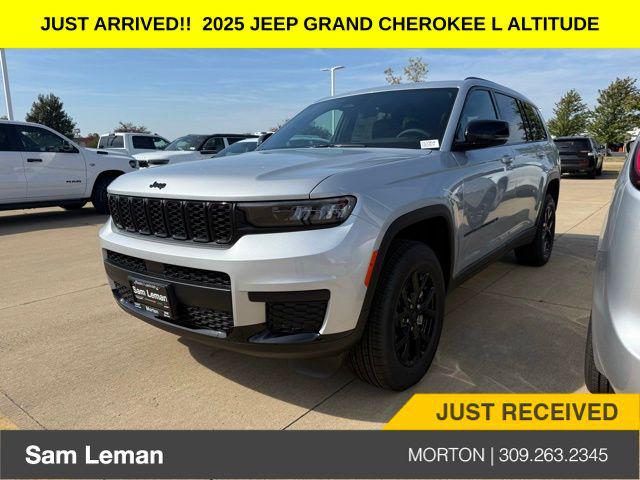 2025 Jeep Grand Cherokee GRAND CHEROKEE L ALTITUDE X 4X4