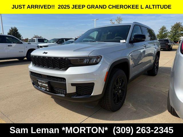 2025 Jeep Grand Cherokee GRAND CHEROKEE L ALTITUDE X 4X4