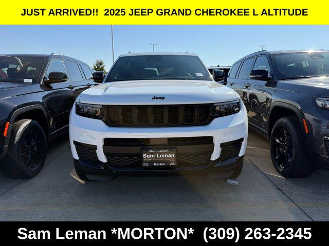 2025 Jeep Grand Cherokee GRAND CHEROKEE L ALTITUDE X 4X4 2025 Jeep Grand Cherokee GRAND CHEROKEE L ALTITUDE X 4X4
