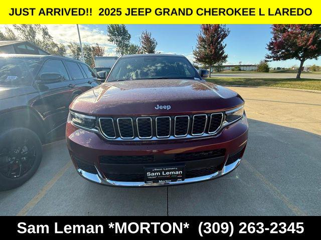 2025 Jeep Grand Cherokee GRAND CHEROKEE L LAREDO X 4X4 2025 Jeep Grand Cherokee GRAND CHEROKEE L LAREDO X 4X4