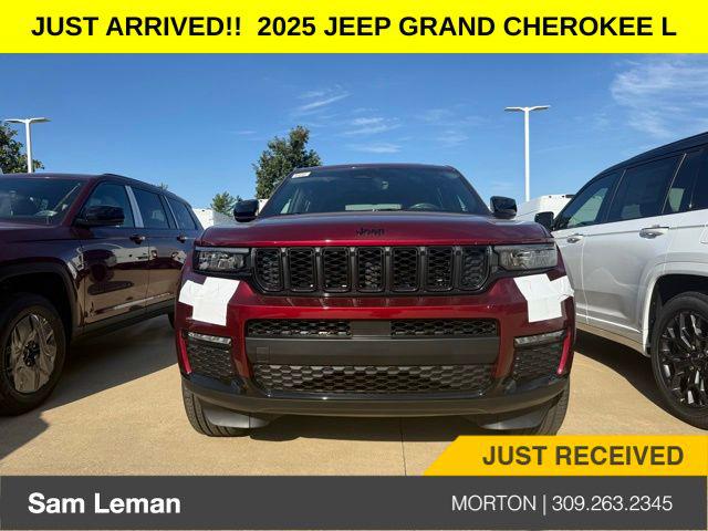 2025 Jeep Grand Cherokee GRAND CHEROKEE L LIMITED 4X4