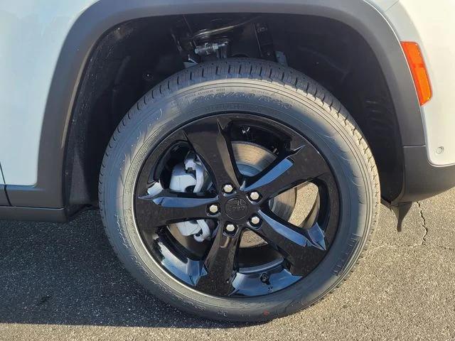 2025 Jeep Grand Cherokee Limited 4x2