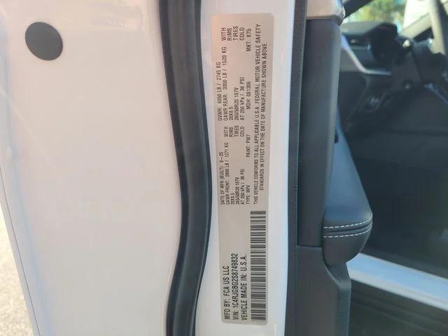 2025 Jeep Grand Cherokee Limited 4x2