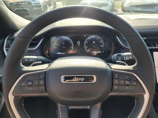 2025 Jeep Grand Cherokee Limited 4x2