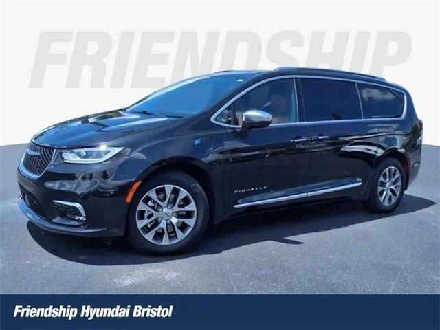 2024 Chrysler Pacifica Hybrid Pinnacle