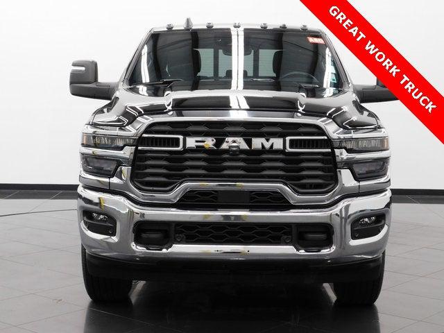 2025 RAM 2500 Tradesman Crew Cab 4x4 64 Box