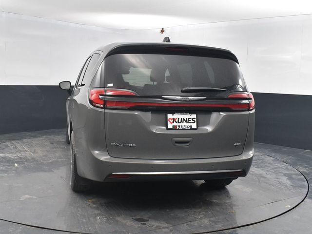2025 Chrysler Pacifica PACIFICA SELECT AWD