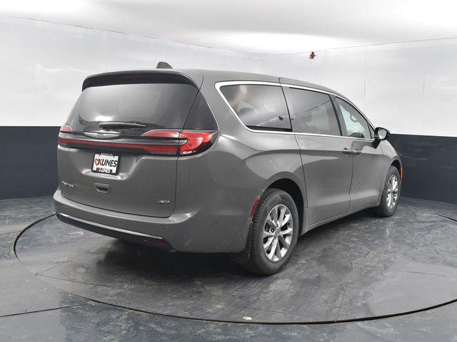 2025 Chrysler Pacifica PACIFICA SELECT AWD