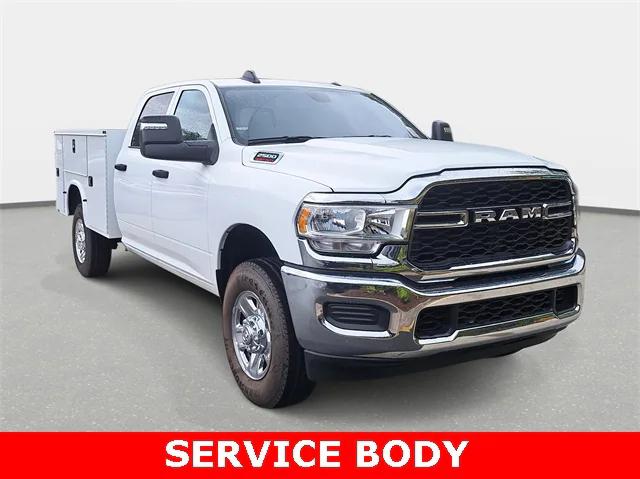 2024 RAM 2500 Tradesman Crew Cab 4x4 8 Box