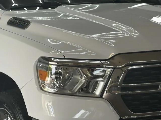 2024 RAM 1500 Big Horn Crew Cab 4x4 64 Box