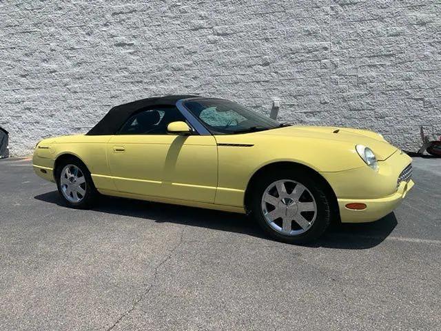 2002 Ford Thunderbird 