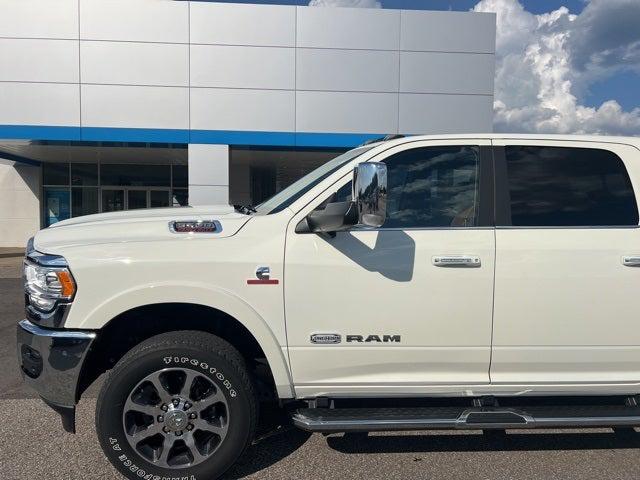 2022 RAM 3500 Limited Longhorn Mega Cab 4x4 64 Box