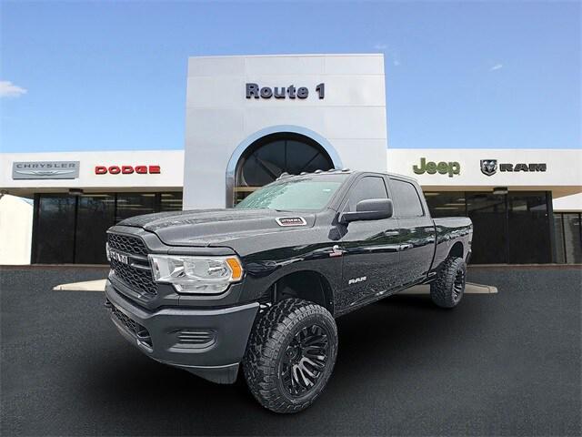 2022 RAM 2500 Tradesman Crew Cab 4x4 64 Box