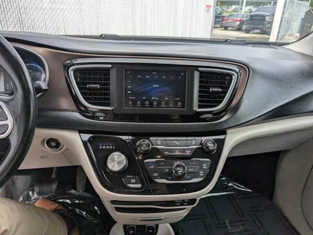 2018 Chrysler Pacifica Touring L