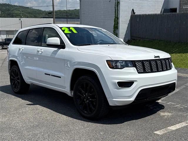 2021 Jeep Grand Cherokee Laredo X 4x4