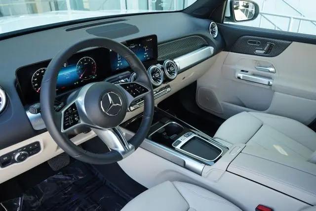 2025 Mercedes-Benz GLB GLB 250