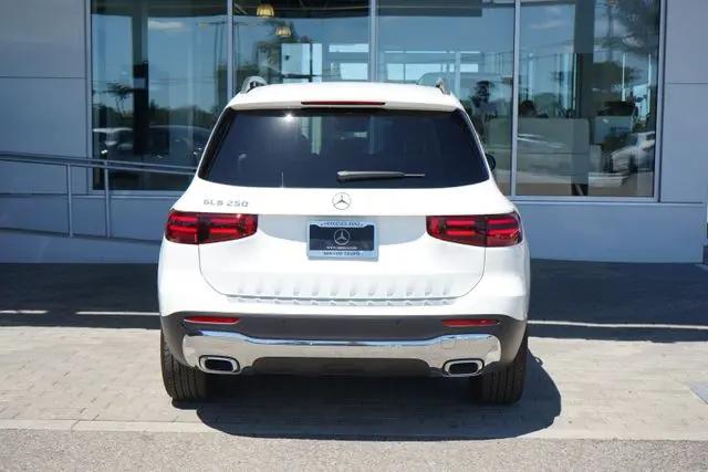 2025 Mercedes-Benz GLB GLB 250