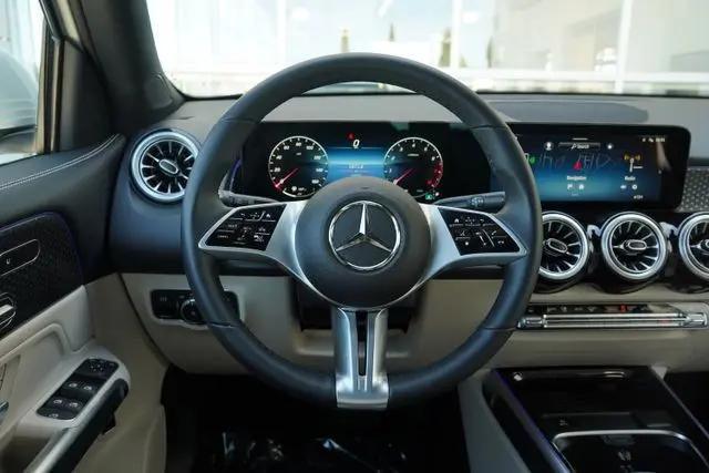 2025 Mercedes-Benz GLB GLB 250