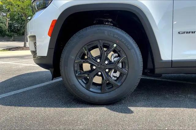 2025 Jeep Grand Cherokee L Altitude X 4x4