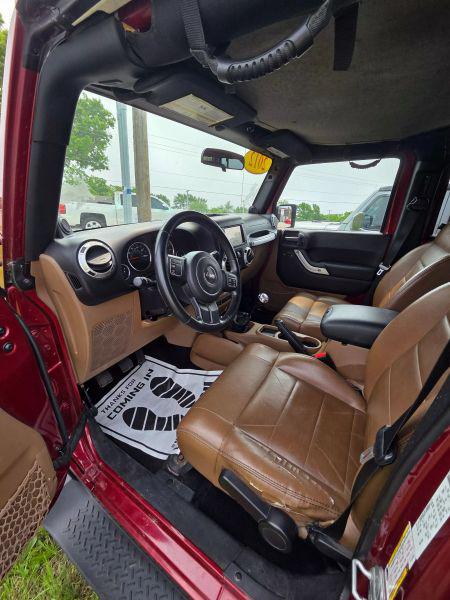 2012 Jeep Wrangler Unlimited Sahara