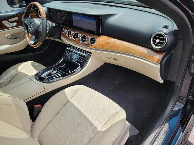 2018 Mercedes-Benz E-CLASS E 300 E 300
