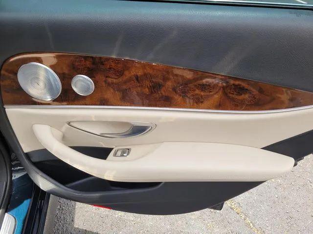 2018 Mercedes-Benz E-CLASS E 300 E 300