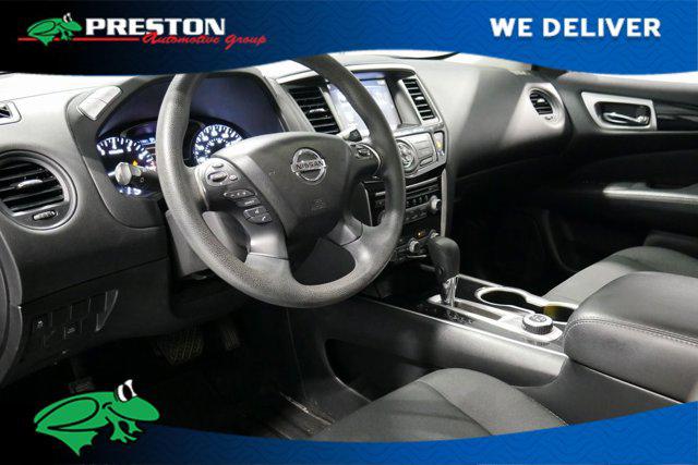 2019 Nissan Pathfinder S