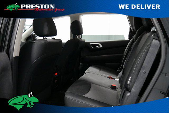 2019 Nissan Pathfinder S