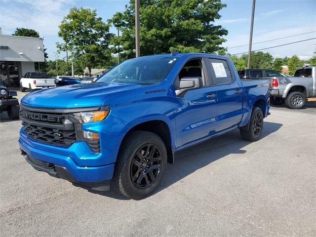 2023 Chevrolet Silverado 1500 4WD Crew Cab Short Bed Custom