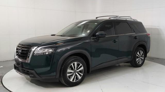 2023 Nissan Pathfinder SL FWD