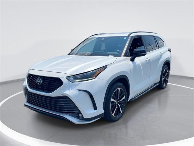 2022 Toyota Highlander XSE