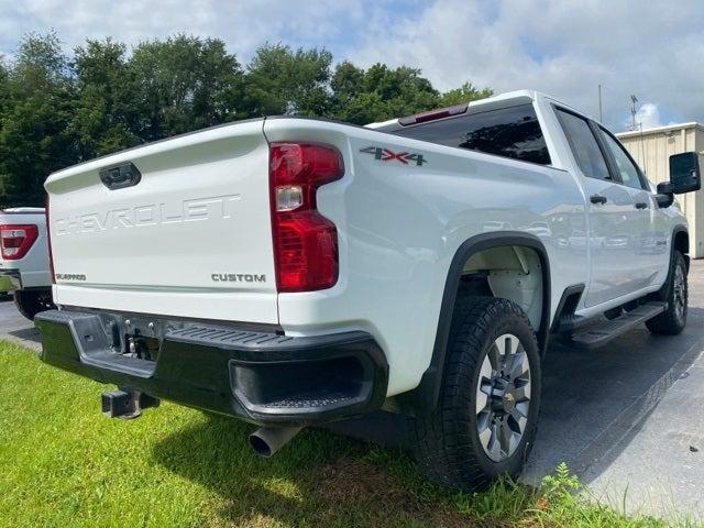 2022 Chevrolet Silverado 2500HD 4WD Crew Cab Standard Bed Custom