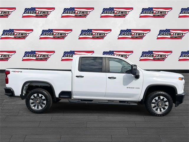 2022 Chevrolet Silverado 2500HD 4WD Crew Cab Standard Bed Custom