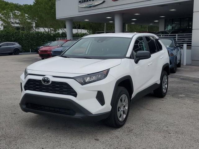 2022 Toyota RAV4 LE