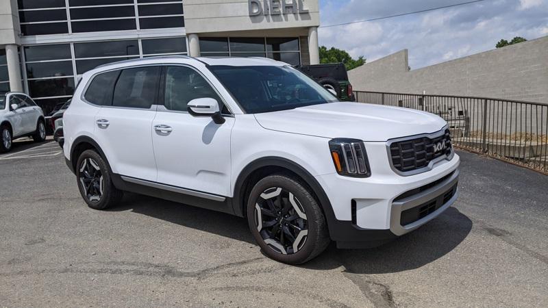 2023 Kia Telluride S