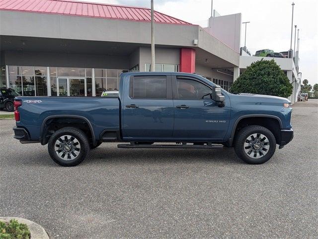 2024 Chevrolet Silverado 2500HD 4WD Crew Cab Standard Bed Custom