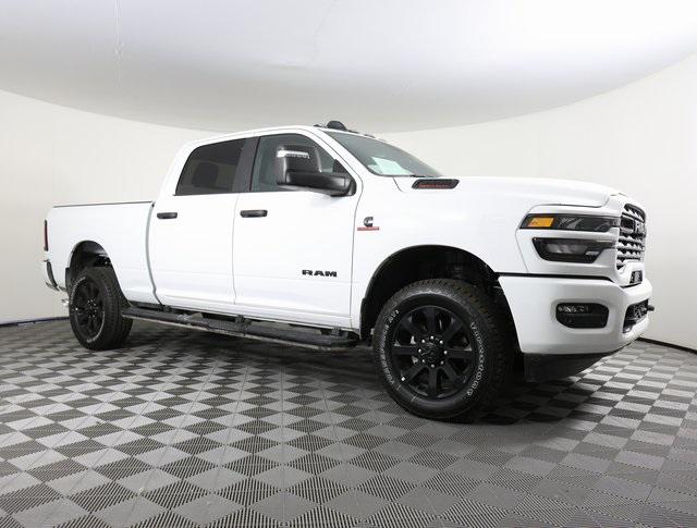 2025 RAM 2500 Big Horn Crew Cab 4x4 64 Box