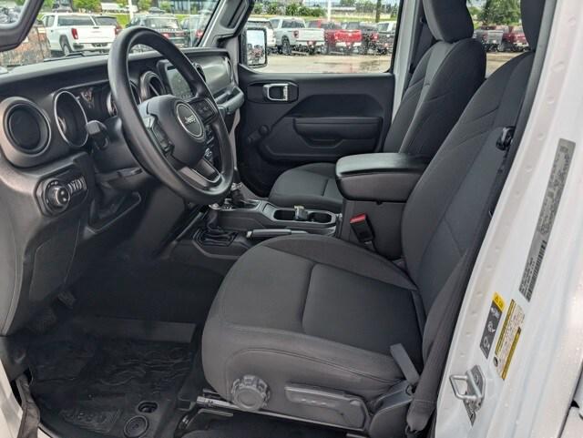 2022 Jeep Gladiator Willys Sport 4x4