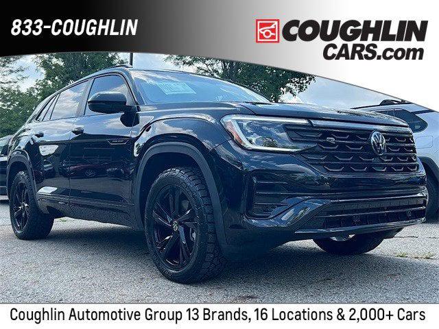 2025 Volkswagen Atlas Cross Sport 2.0T SEL R-Line Black