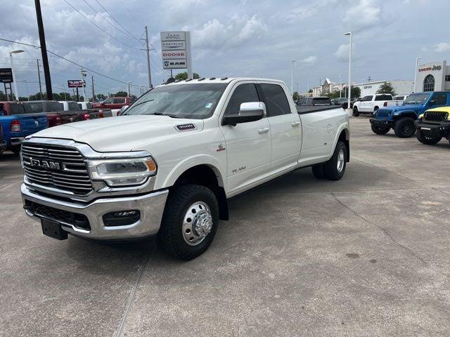 2022 RAM 3500 Laramie Crew Cab 4x4 8 Box
