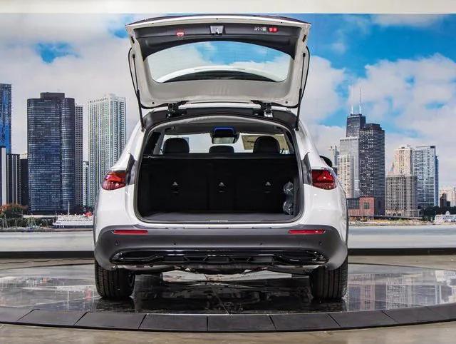 2025 Mercedes-Benz E 450 4MATIC