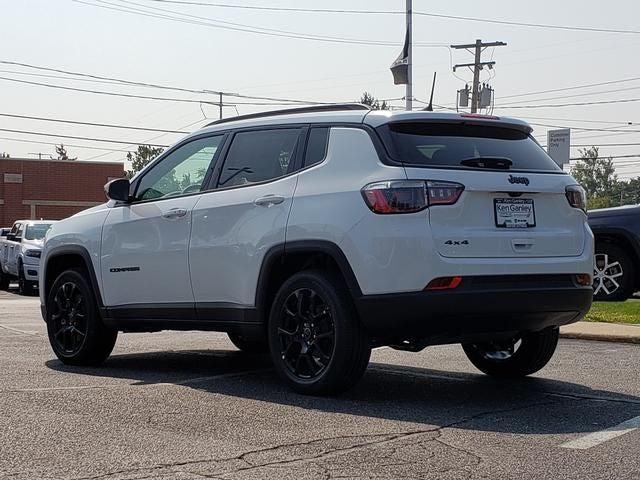 2025 Jeep Compass COMPASS LATITUDE 4X4