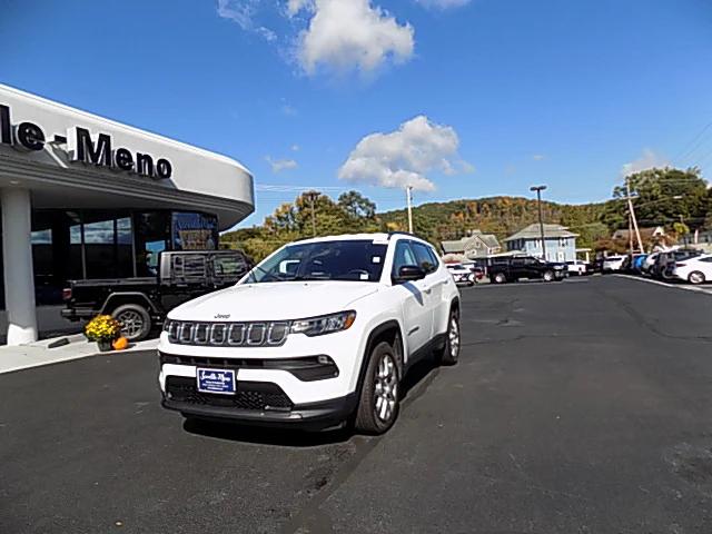 2025 Jeep Compass COMPASS LIMITED 4X4